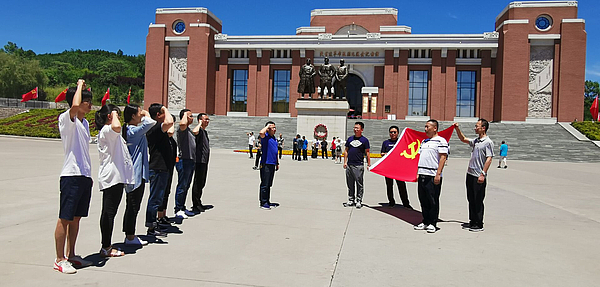 FA398E0BFD0785924976B3870E8E8DDE.jpg FA398E0BFD0785924976B3870E8E8DDE.jpg